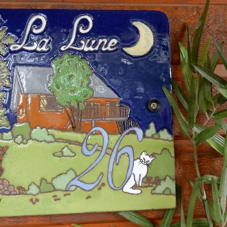 Chalet La Lune Pres Du Lac Et Du Chateau * Beaulieu (Haute-Loire)