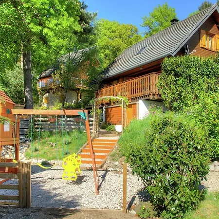 Chalet La Lune Pres Du Lac Et Du Chateau